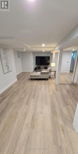 400 Maple Avenue, Halton Hills, ON - Indoor