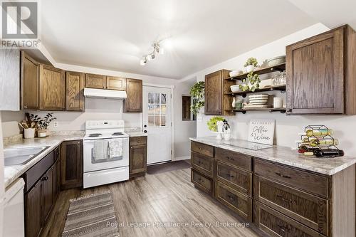 40 Smith Street, Port Hope, ON - Indoor Photo Showing Kitchen
