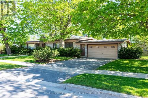 2 Churchill Street, Kingston (Central City West), ON - Outdoor