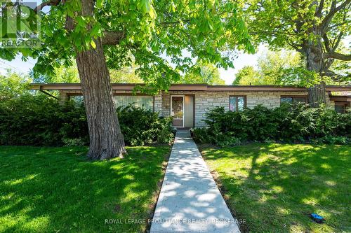 2 Churchill Street, Kingston (Central City West), ON - Outdoor