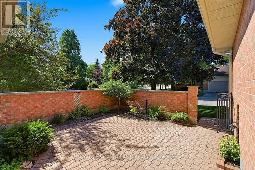 25 - 5 Cadeau Terrace, London South (South B), ON - Outdoor