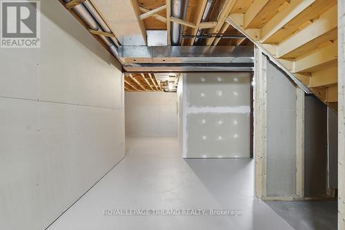 25 - 5 Cadeau Terrace, London South (South B), ON - Indoor