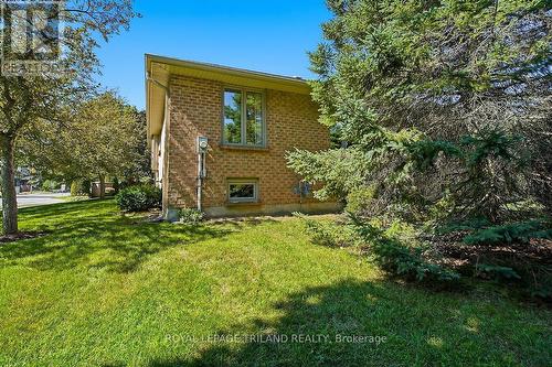 25 - 5 Cadeau Terrace, London South (South B), ON - Outdoor