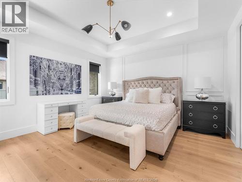 293 Xavier Circle, Lakeshore, ON - Indoor Photo Showing Bedroom
