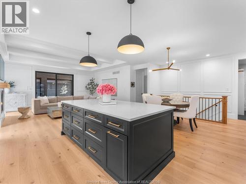 293 Xavier Circle, Lakeshore, ON - Indoor With Fireplace