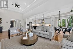 Light-filled great room & chef's kitchen - 
