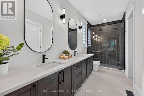 Double sinks, sophisticated primary ensuite - 10 B Brigade Avenue, Ottawa, ON - Indoor Photo Showing Bathroom