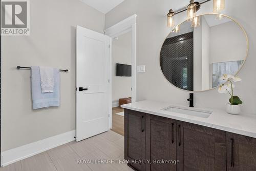 Ensuite for secondary bedroom/den - 10 B Brigade Avenue, Ottawa, ON - Indoor Photo Showing Bathroom