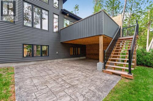 Let your imagination soar w backyard possibilities - 10 B Brigade Avenue, Ottawa, ON - Outdoor With Exterior