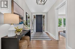 Warm and welcoming entry - 