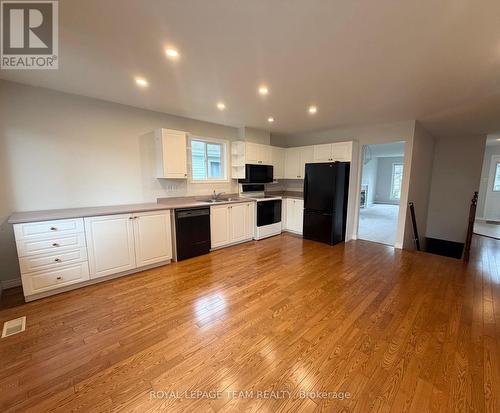 16 Fairview Crescent, Arnprior, ON - Indoor Photo Showing Other Room