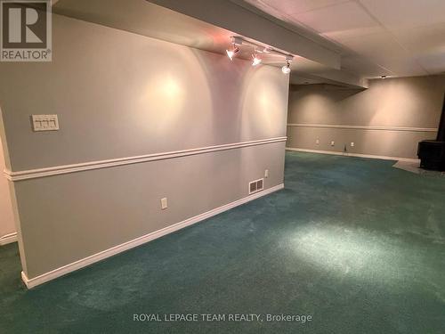 16 Fairview Crescent, Arnprior, ON - Indoor Photo Showing Other Room