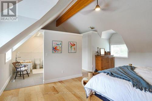 1572 Laughlin Falls Road, Severn, ON - Indoor Photo Showing Bedroom