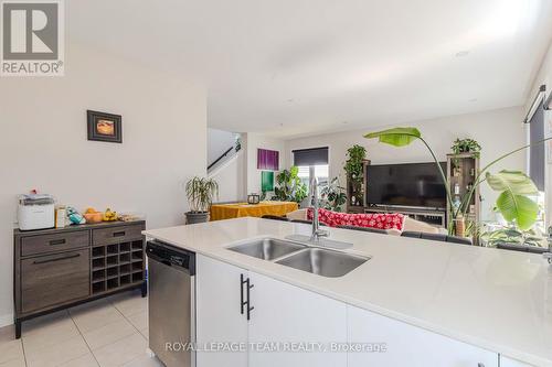 408 Epoch Street, Ottawa, ON - Indoor Photo Showing Kitchen With Double Sink
