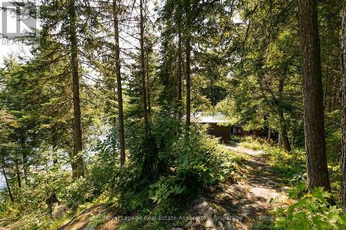 6415 Kennisis Lake Road, Dysart Et Al, ON 