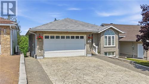 1326 ATTLEE Avenue  Sudbury, ON P3A 6A4