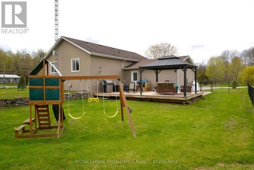 4153 Mangan Boulevard, Kingston (City North Of 401), ON - Outdoor With Deck Patio Veranda With Backyard