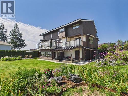 3436 Cariboo Ave, Powell River, BC - Outdoor With Deck Patio Veranda