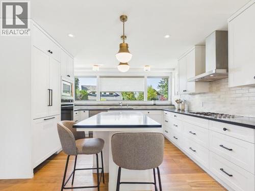 3436 Cariboo Ave, Powell River, BC - Indoor