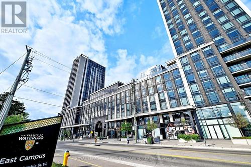 2001 - 145 Columbia Street W, Waterloo, ON - Outdoor