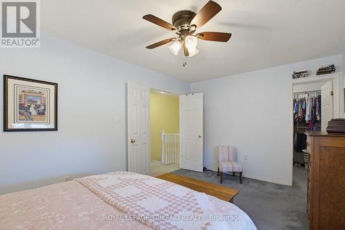 117 Bournemouth Drive, London East (East I), ON - Indoor Photo Showing Bedroom