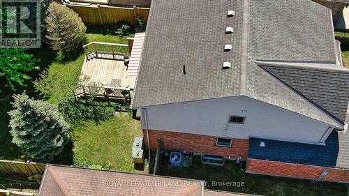 117 Bournemouth Drive, London East (East I), ON - Outdoor With Exterior