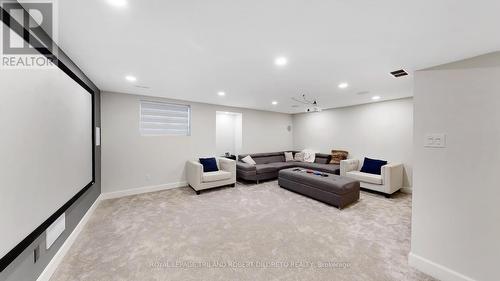 107 - 175 Doan Drive, Middlesex Centre (Kilworth), ON - Indoor