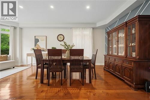 3368 Raspberry Bush Trail, Oakville, ON - Indoor Photo Showing Dining Room