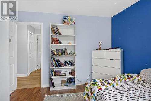 2615 Foxmeadow Road, Peterborough (Ashburnham Ward 4), ON - Indoor Photo Showing Bedroom