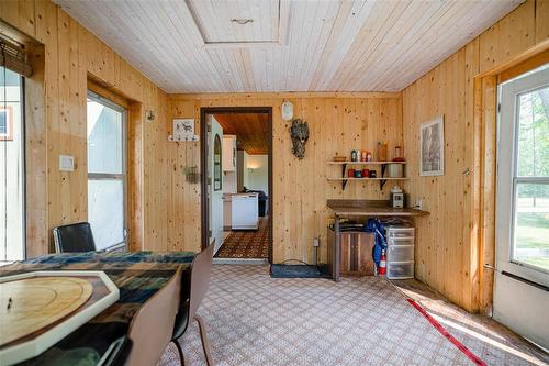 49 Johnnys Drive, Alexander, MB - Indoor Photo Showing Other Room