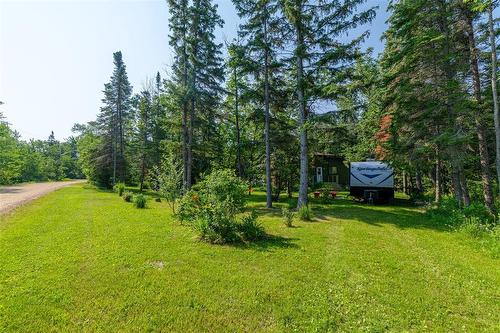 49 Johnnys Drive, Alexander, MB - Outdoor