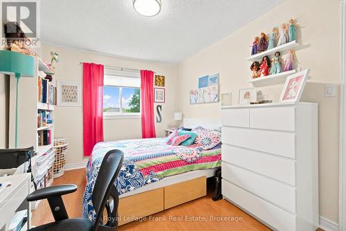47 South Beech Street, Uxbridge, ON - Indoor Photo Showing Bedroom