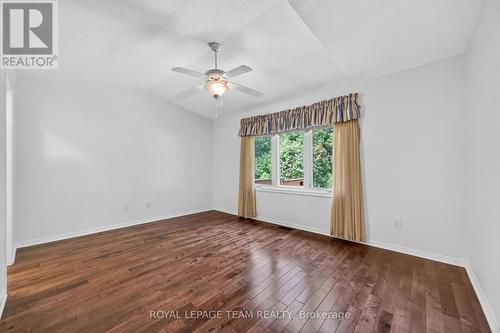 35 Billingham Crescent, Ottawa, ON - Indoor Photo Showing Other Room
