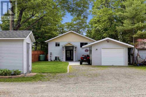 63 Heyden Lake Rd, Aweres, ON - Outdoor