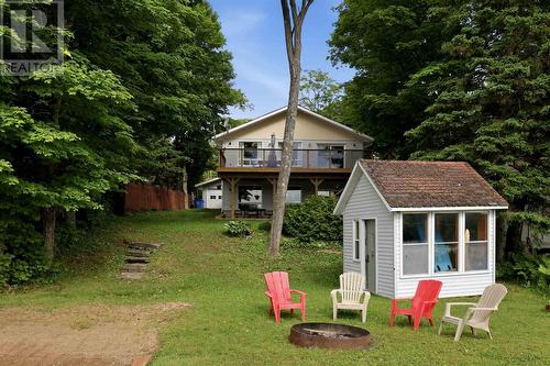 63 Heyden Lake Rd, Aweres, ON - Outdoor With Deck Patio Veranda