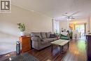 34 Poplar Avenue, Hamilton, ON  - Indoor Photo Showing Living Room 