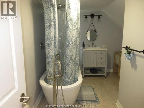 43 Hannibal Street, Blenheim, ON - Indoor Photo Showing Bathroom