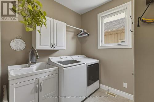 92 Windermere Boulevard, Loyalist (Bath), ON - Indoor Photo Showing Laundry Room