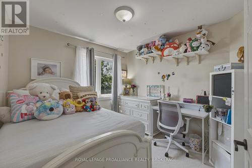 92 Windermere Boulevard, Loyalist (Bath), ON - Indoor Photo Showing Bedroom