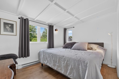 Bedroom - 124 Rue Monseigneur-Vel, Magog, QC - Indoor Photo Showing Bedroom