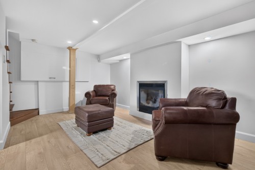 Den - 124 Rue Monseigneur-Vel, Magog, QC - Indoor Photo Showing Other Room With Fireplace