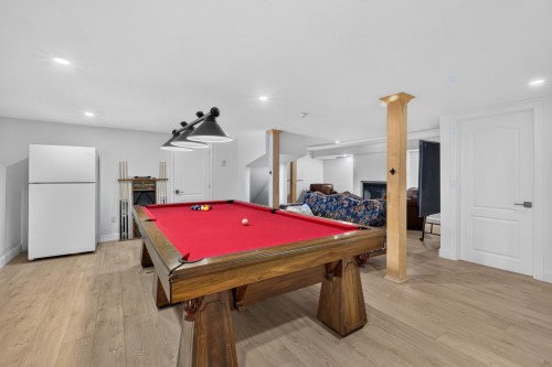 Family Room - 124 Rue Monseigneur-Vel, Magog, QC - Indoor Photo Showing Other Room