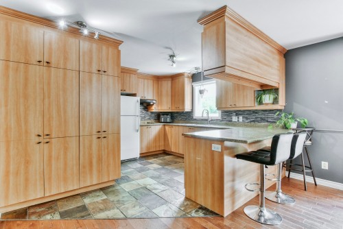 Kitchen - 713 Rue Boivin, Sainte-Sophie, QC - Indoor Photo Showing Kitchen