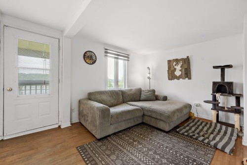 Dwelling - 215  - 217 Ch. Paquette, Mont-Tremblant, QC - Indoor Photo Showing Living Room