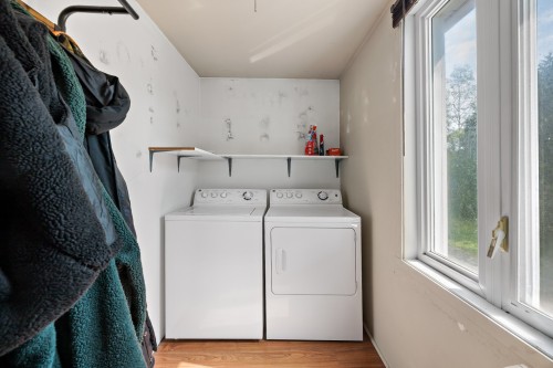 Dwelling - 215  - 217 Ch. Paquette, Mont-Tremblant, QC - Indoor Photo Showing Laundry Room