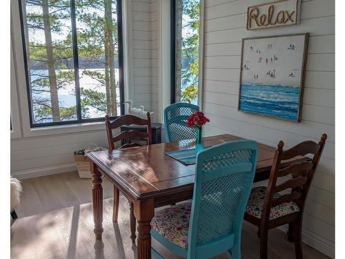 191 Father Moss Road, Sioux Narrows, ON - Indoor Photo Showing Dining Room