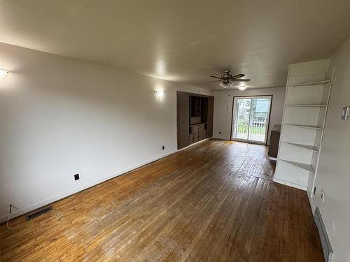 94 Empress Ave. S., Thunder Bay, ON - Indoor Photo Showing Other Room