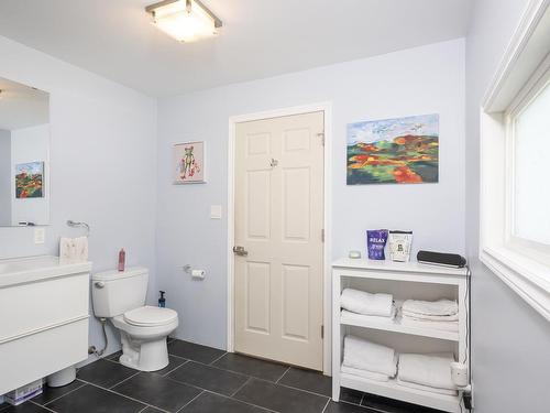 34 Knight Street, Thunder Bay, ON - Indoor Photo Showing Bathroom