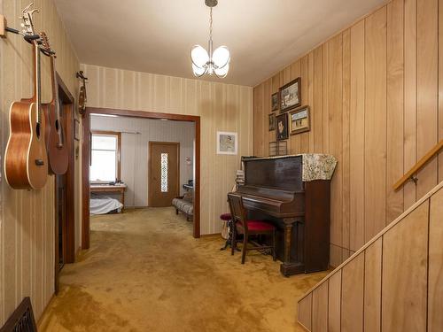 520 Mcpherson Street, Thunder Bay, ON - Indoor Photo Showing Other Room