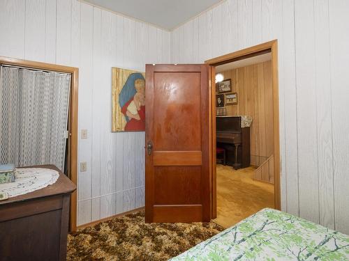 520 Mcpherson Street, Thunder Bay, ON - Indoor Photo Showing Bedroom